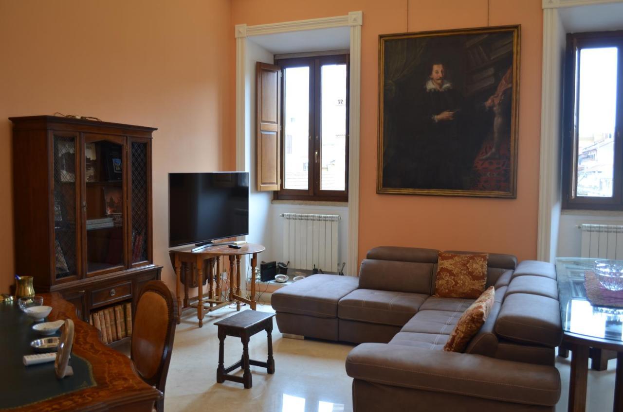 Elegante Appartamento Nel Centro Di Roma Exteriör bild